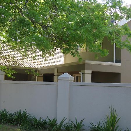 Milas Place Somerset West Exterior photo